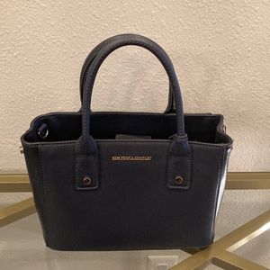 New York and Company Handbag-Great condition